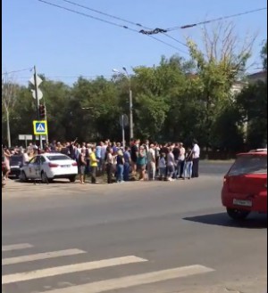 Самарские автолюбители устроили митинг против штрафов за встречку