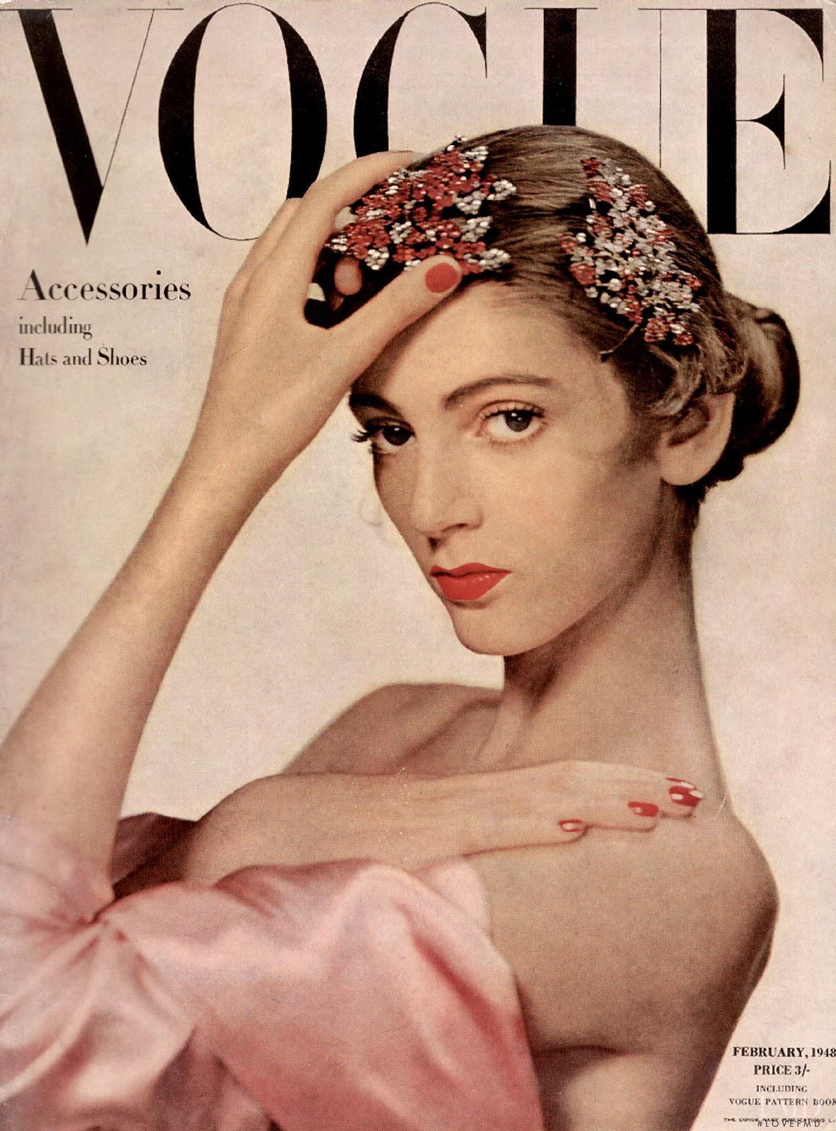 Удивительная Кармен Делль‘Орефиче. 86-летняя красавица на страницах «Vogue»