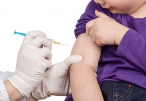 Минздрав не будет штрафовать родителей за отказ от вакцинации детей