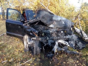 В Тольятти Lada Vesta врезалась в Lexus LX 570 с нетрезвым водителем
