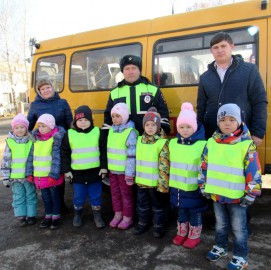 В Исаклинском районе полицейские вместе с общественниками провели акцию «За трезвых на дороге!»