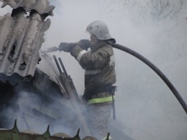 На ул. Крупской в Самаре горела крыша здания