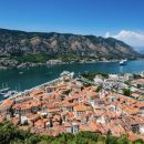 Черногория в предстоящем туристическом сезоне снимет все ограничения для российских туристов